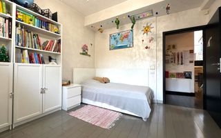 Vila cu 5 camere *344mp* + 800mp Teren // Zona Bucurestii Noi - Poză 36