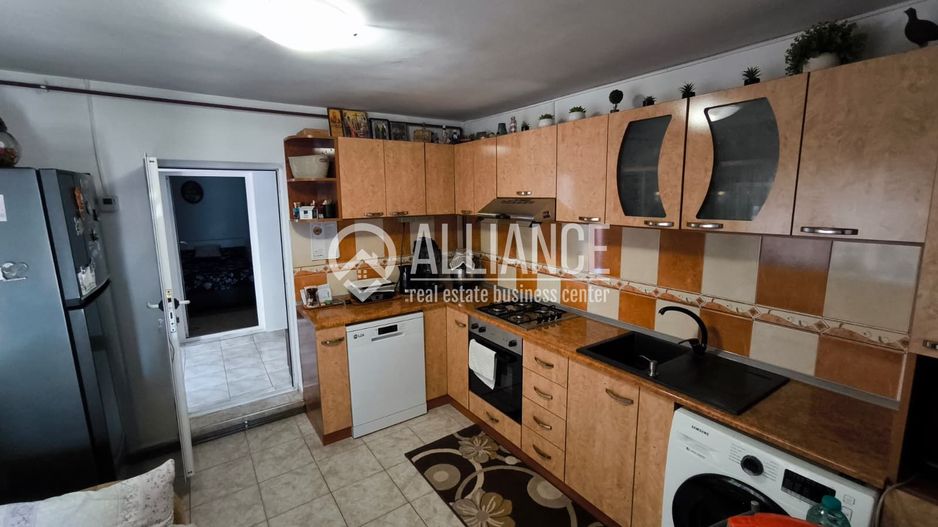 VIILE NOI - casa cu o curte generoasa disponibila imediat - Poză 5