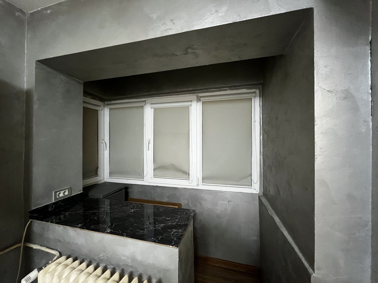 Garsonieră renovată 2025, parter, mobilată complet, zona Titan - Poză 7