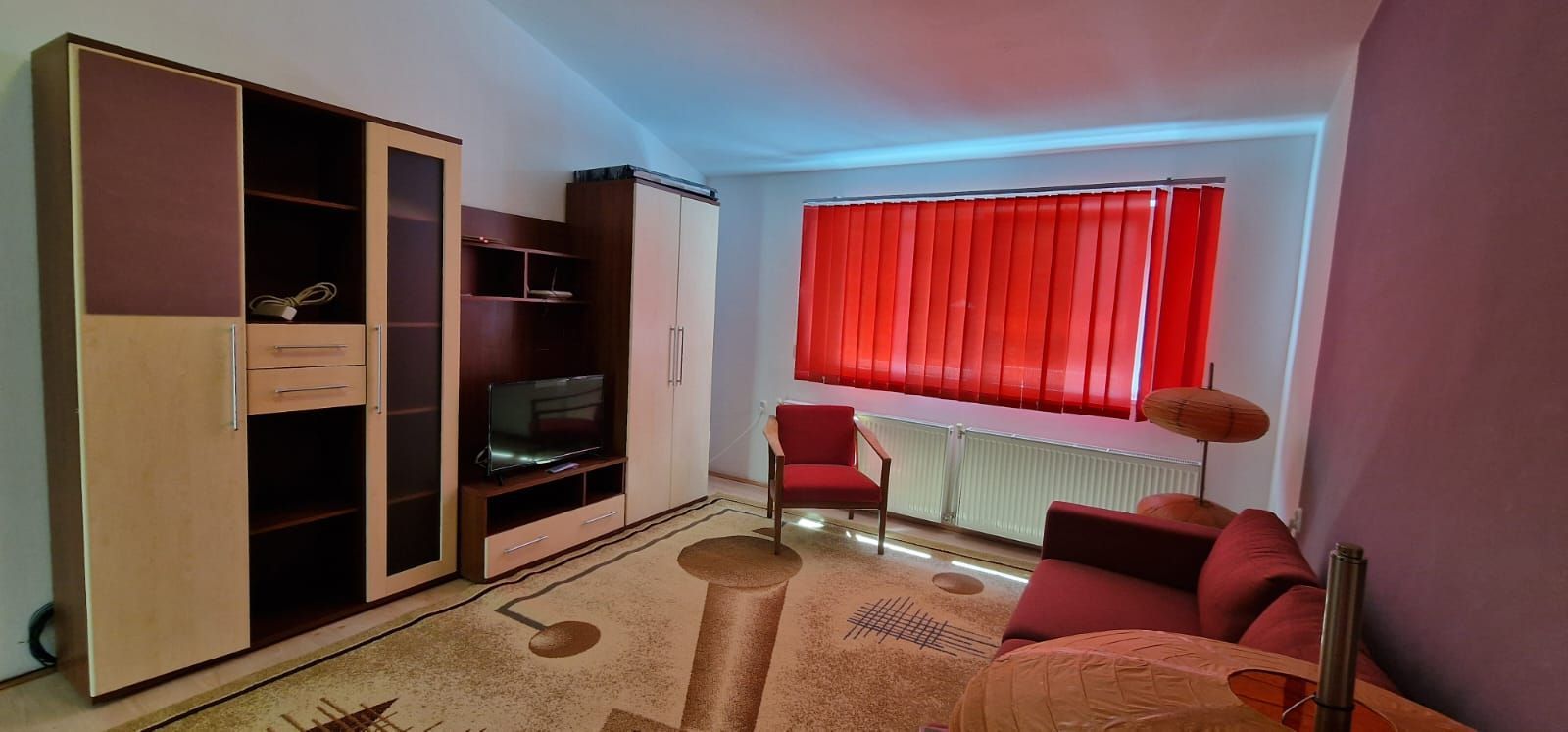 Apartament renovat cu o camera pe 2 nivele | Curte | Parcare | Grigorescu - Poză 3