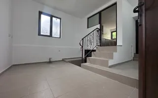 Între dealuri, viță de vie și liniște deplină! Vanzare casa in Prahova - Poză 18