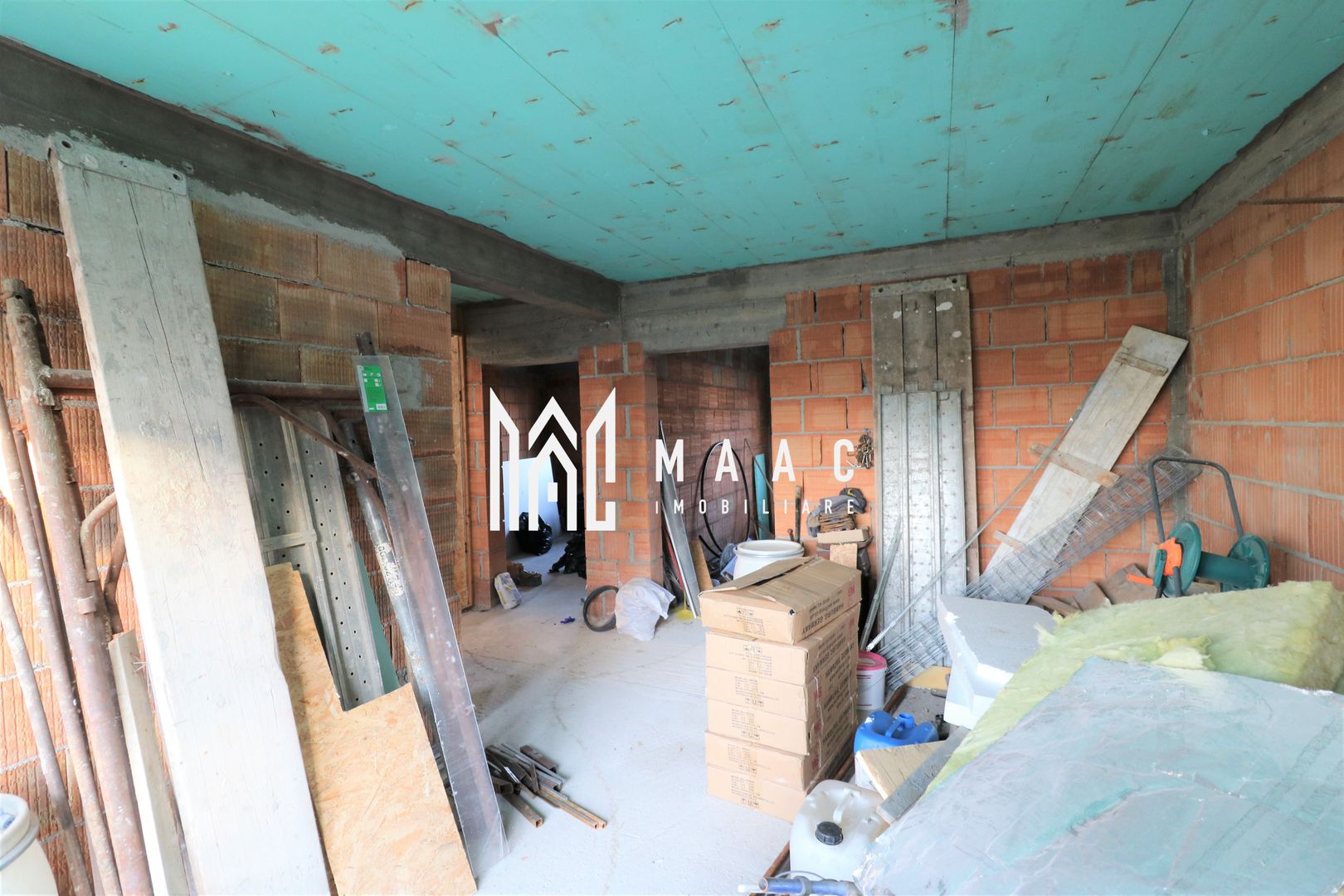 | Casa single | 4 dormitoare | Curte proprie | Cristian - Poză 9