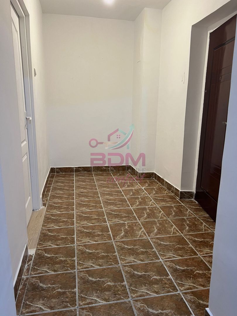 COMISION 0 | Apartament 2 camere | decomandat | zona Micro 2 - Poză 4