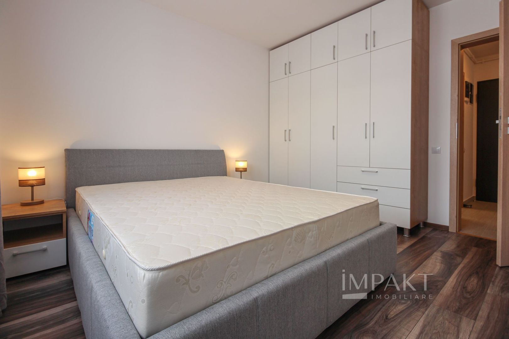 Apartament  cu 2 camere,  complex Luminia! - Poză 12