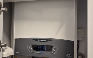 Piața de Miercuri, casă singură în curte, renovată 2025 - Poză 14