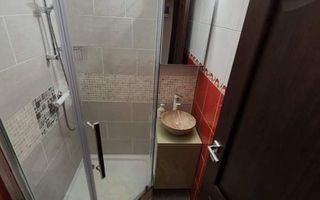 Garsonieră de închiriat Craiova centru, 24 mp, mobilată, aer condiționat - Poză 8