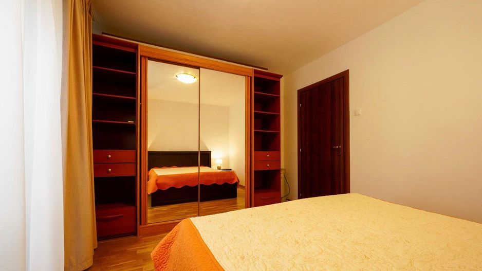 AP. 2 CAMERE VITAN, BUCATARIE INCHISA, RENOVAT, MOBILAT/UTILAT - Poză 6