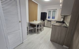 Apartament 2 Camere, Complet Renovat, Zona Centru - Poză 11