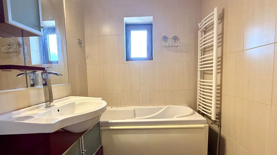 Apartament amplu si luminos, trei camere decomandat, Nicolae Titulescu - Poză 8