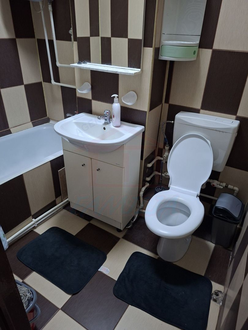 SE INCHIRIAZA APARTAMENT 2 CAMERE, IREG, 267 EURO/LUNA - Poză 4