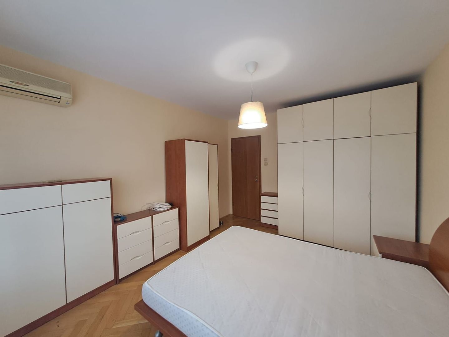 Apartament 3 camere Metrou 1 Mai - Poză 9