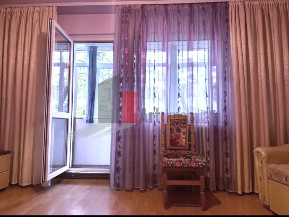 Apartament cu 4 camere Titan cu centrala - Poză 4