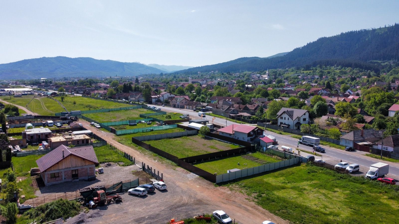 Teren intravilan 1108 mp Sacele, jud. Brasov - Poză 6
