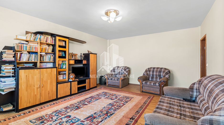 Vila S+P+2E+ M, garaj si spatiu comercial, Km4-5 - Poză 12