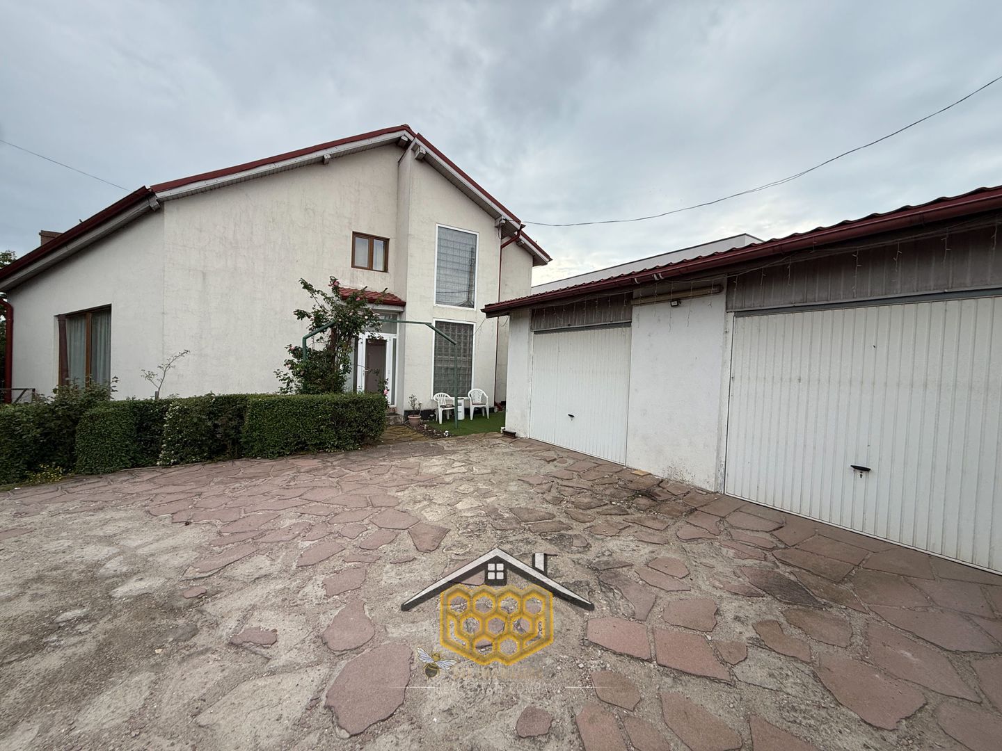 Casa P+1 cu garaj si 950 mp teren in Simnicul de jos - Comision 0% - Poză 15