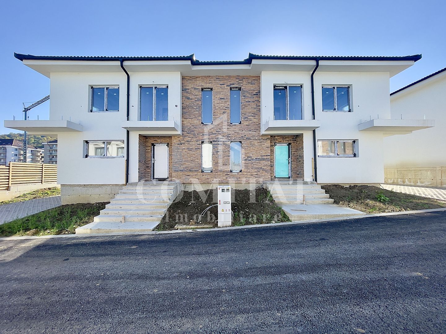 Casă cuplată zona străzii Cătanelor - Poză 1