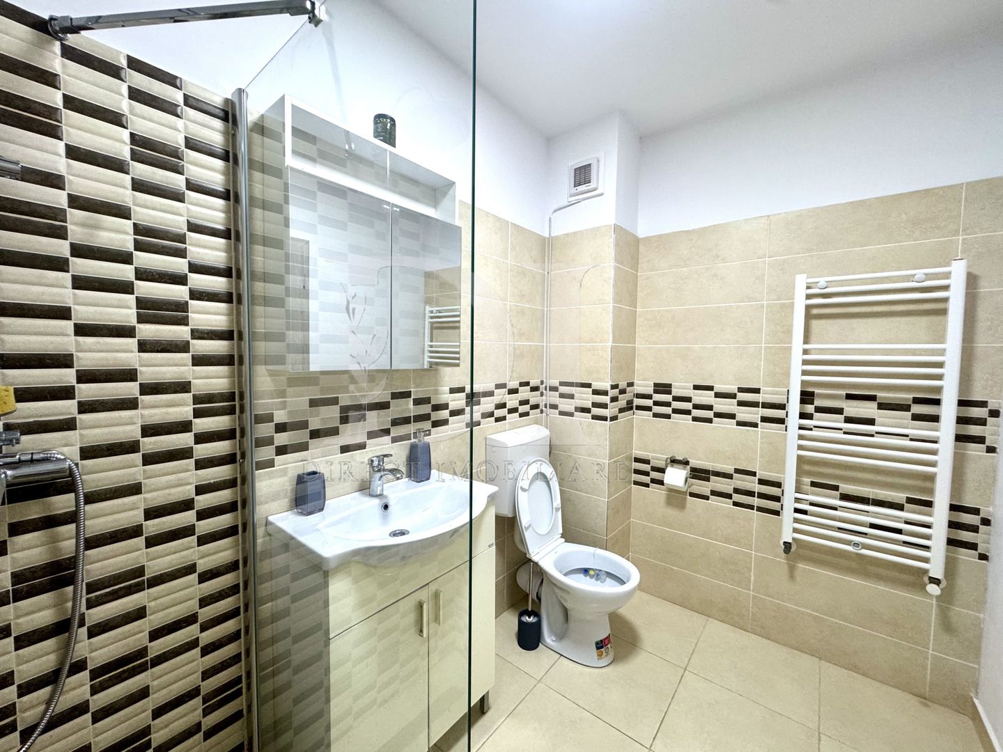 Apartament la cheie | etaj intermediar | Zona Terra - Poză 9