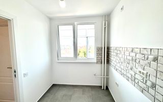 Mihalache de vanzare apartament 2 camere de vanzare proaspat renovat - Poză 4