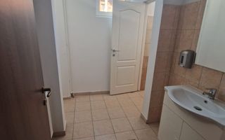 Spatiu pentru birouri de inchiriat in Sibiu in  zona ultracentrala - Poză 5