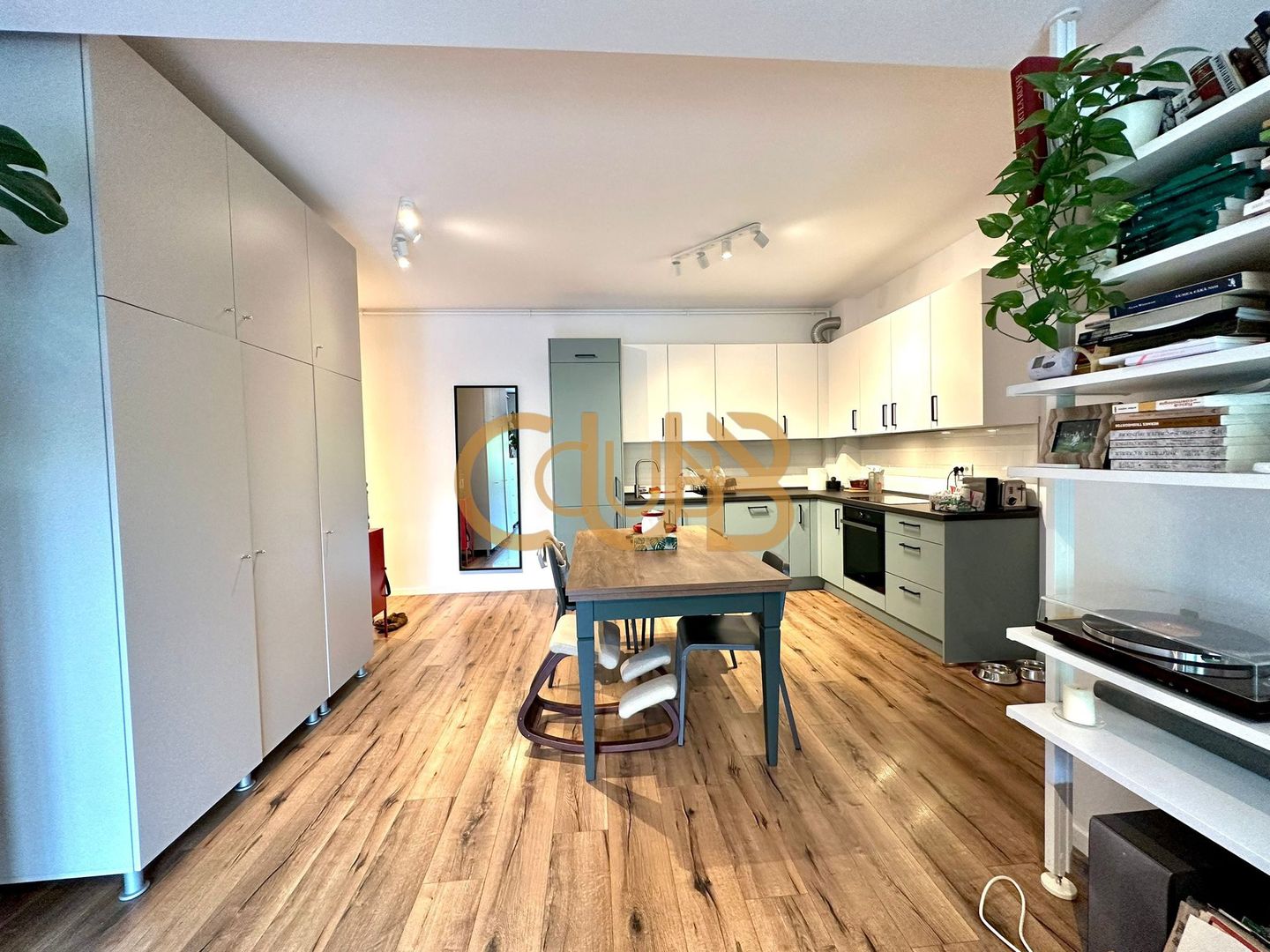 KubiK - 2cam complet mobilat+utilat|curte39mp,3loc parcare| Aradului - Poză 16