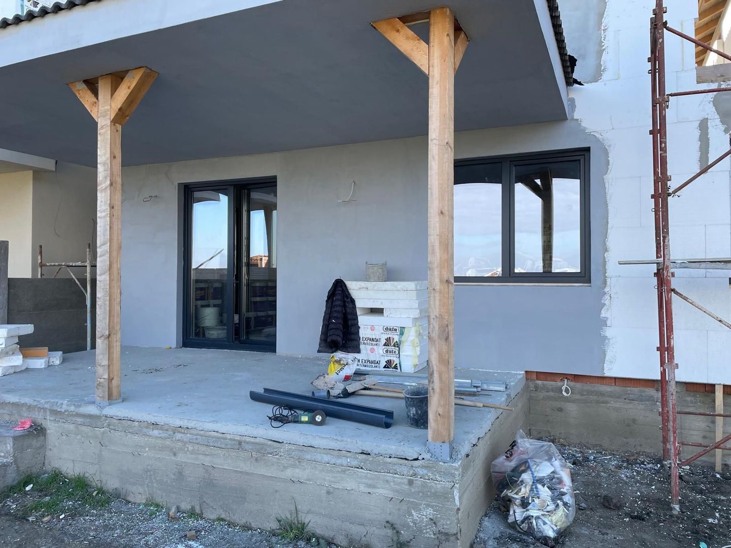 Duplex despartit prin camera tehnica - 5 camere - Mosnita - Poză 16