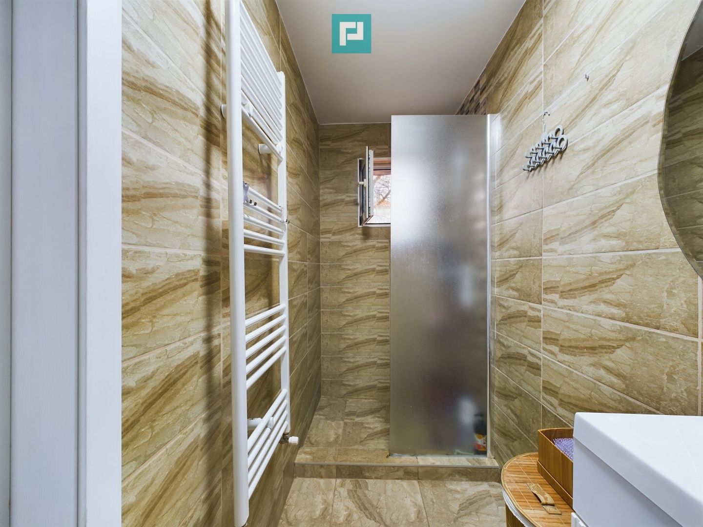 Apartament cu 2 camere la curte , renovat recent - Poză 10