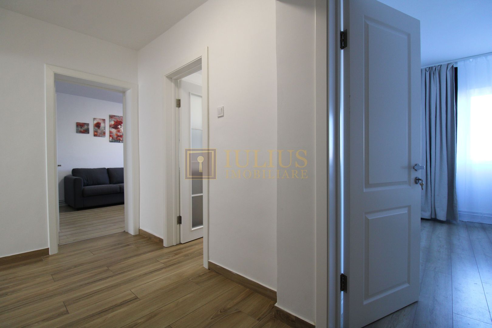 Zona Olimpia, 4 camere + 2 bai, centrala proprie. - Poză 16