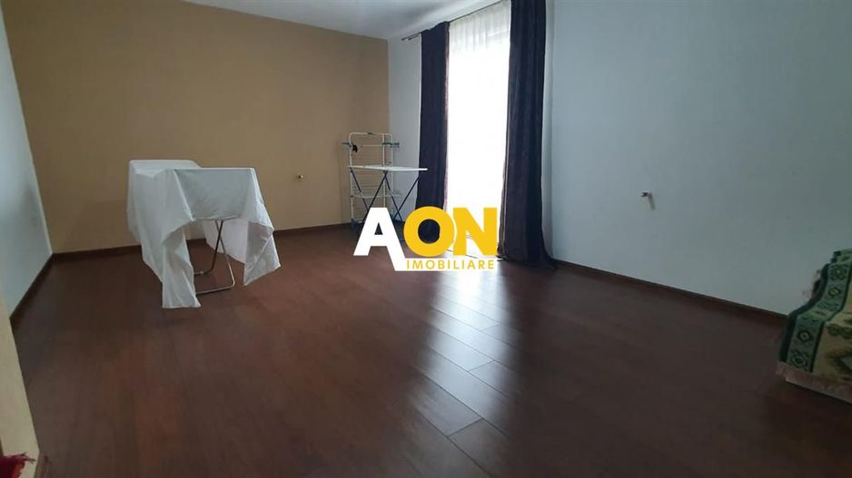Casa 10 camere, 1000 mp teren, la asfalt, Barabant - Poză 17
