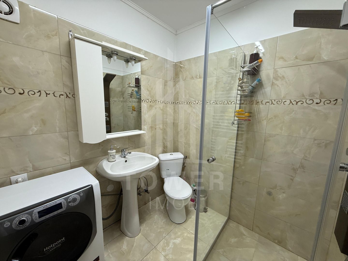 Super oportunitate! Vilă spațioasă pe 3 niveluri + casă separată - Poză 14