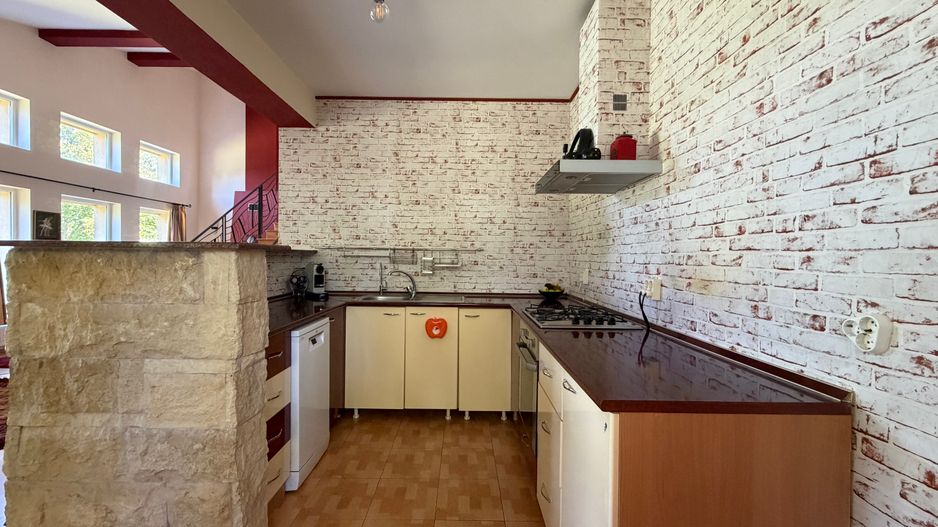 Vilă cu 2 locuințe independente — Corbeanca - Poză 11
