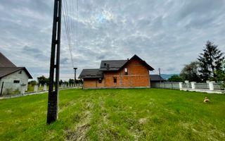 CASA LA ROSU DIN CARAMIDA + GARAJ I 12,5 ARI I VICOV DE SUS I - Poză 7