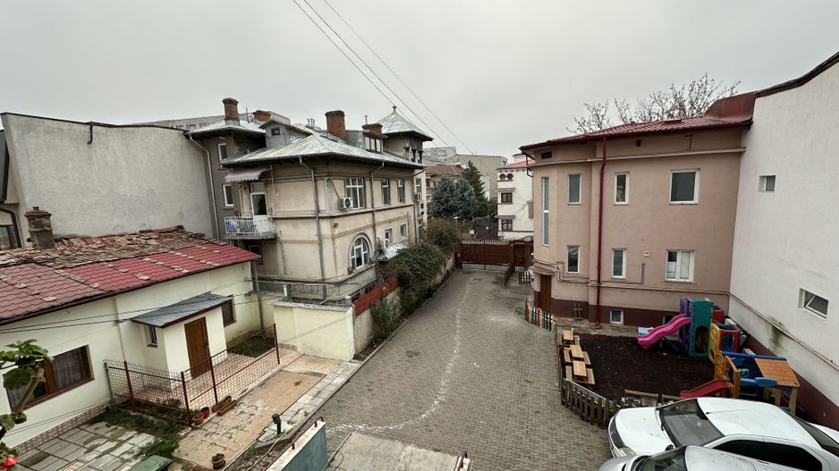 VATRA LUMINOASA -Agricultori | Cladire 1900mp din 2001 | Teren 1030mp - Poză 15