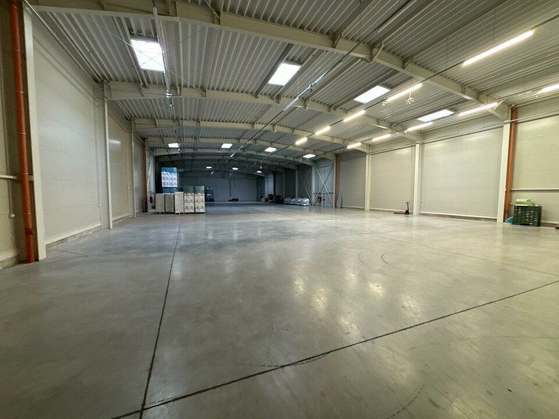 Spatiu industrial de inchiriat, 2.385 mp suprafata utila - Poză 10