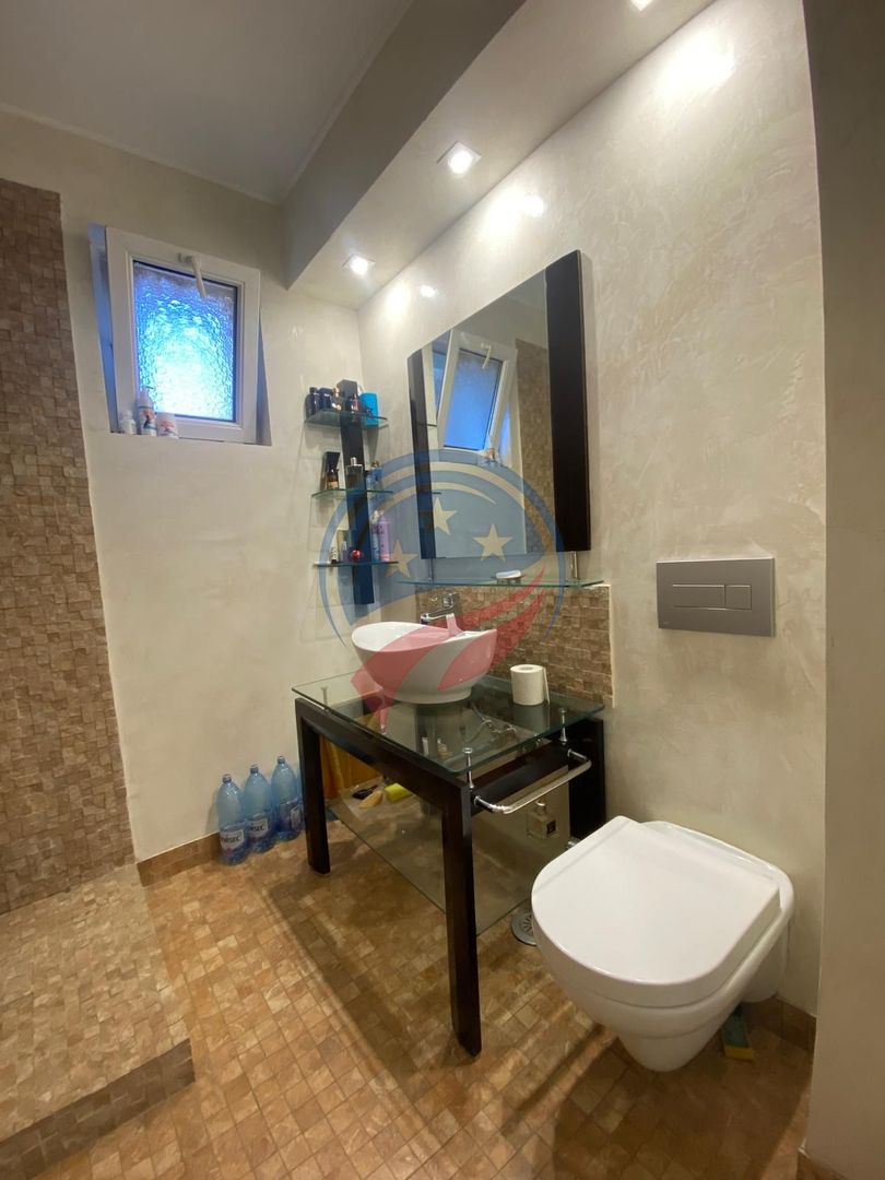 VILA MODERNA  ZONA CENTRALA 380 m TEREN - Poză 8