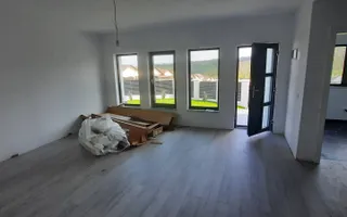 🏡 Casă Tip Duplex  Valea Adâncă – zona 5 Drumuri - Poză 12