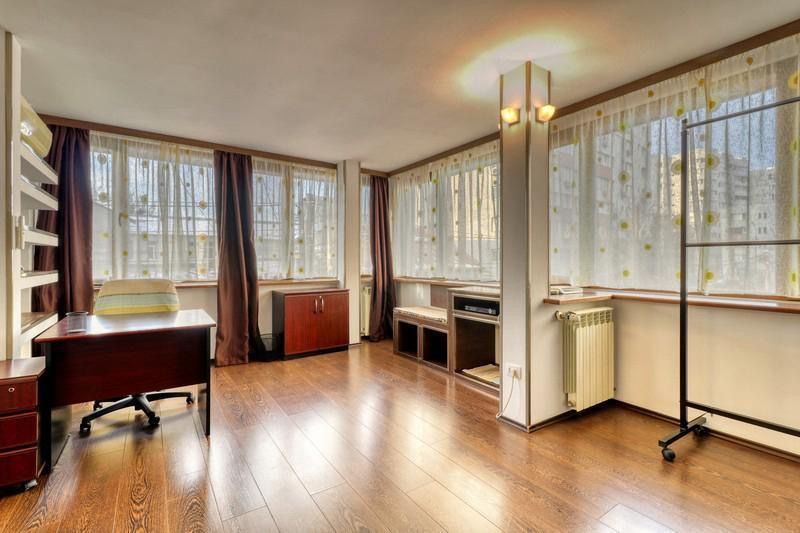 Ion Neculce | Apartament 5 camere în vilă monument - Poză 66