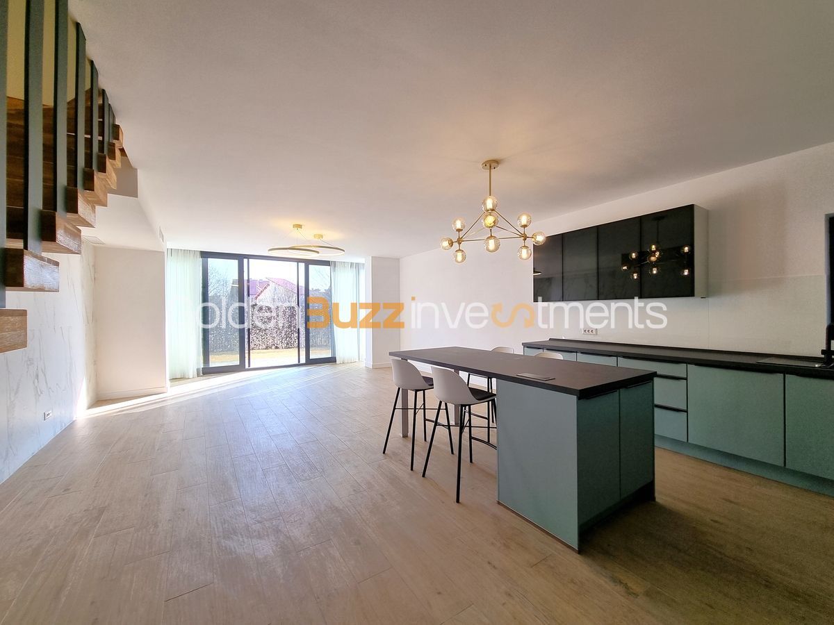 Vila de inchiriat 4 camere Jollie Ville - Poză 3