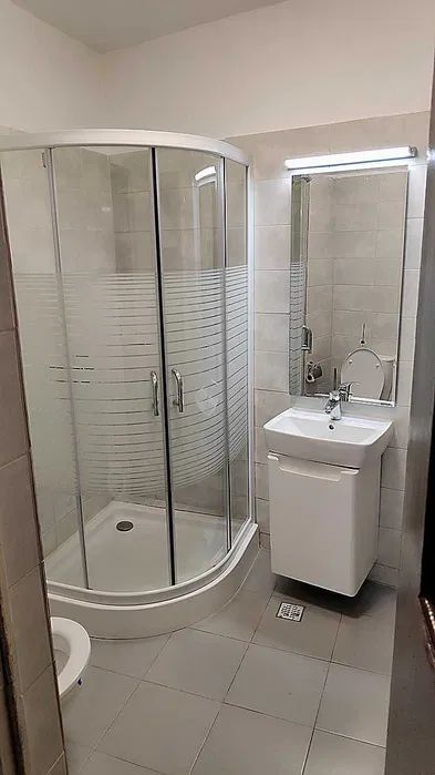 Vila de inchiriat Piata Alba Iulia - 8 camere. - Poză 5