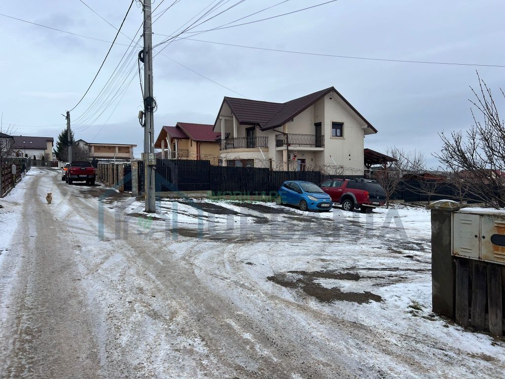 Teren intravilan 660 - Poză 6