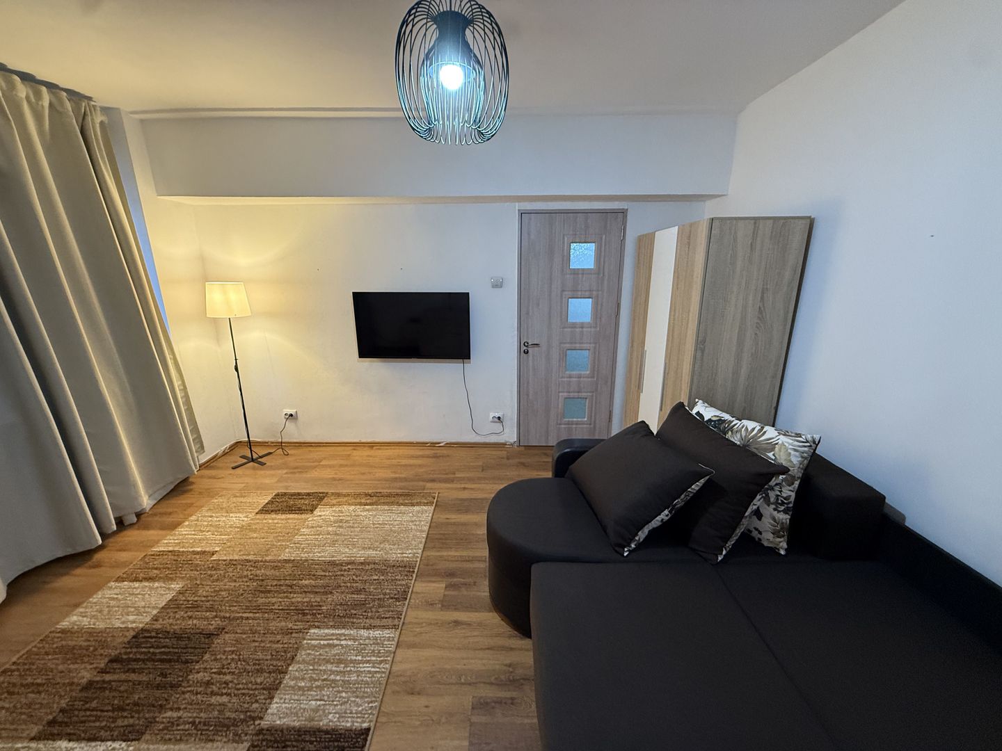 Garsoniera Piata Dorobanti - Colegiul Național Ion Luca Caragiale - Poză 4