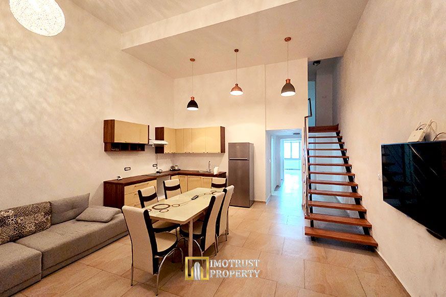 Apartament 5 camere cu supantă, ultracentral, Arad - Poză 1