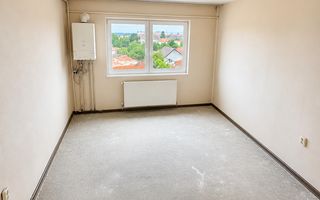 Apartament 1 Camera de Vanzare I De Renovat I Promenda Mall - Poză 2