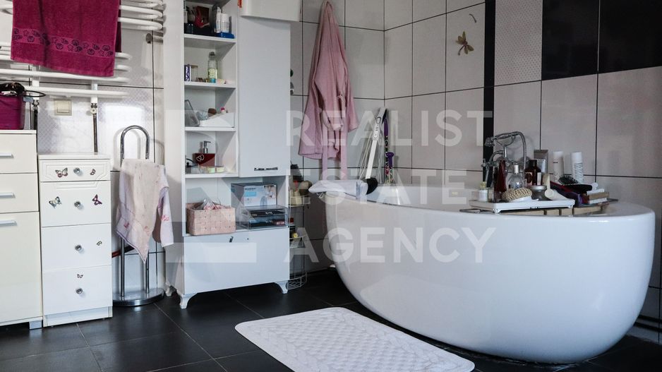 Vânzare, vilă de lux ultrafinisată, Bucium, Iași - Poză 22