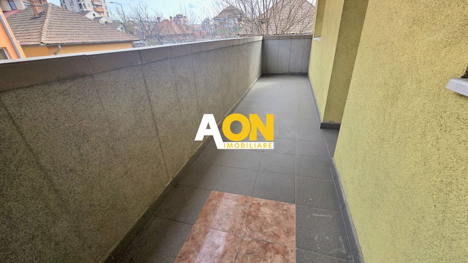 Apartament 3 camere, 2 bai, 2 balcoane, et.1, ultracentral, 88 mp util - Poză 14