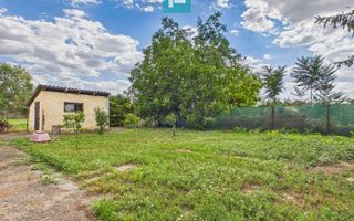 Casă cu 3 camere și teren de 1454 mp în Battonya - Poză 9