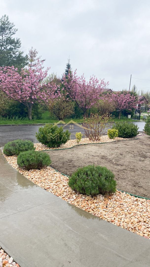 Vila Paradisul Verde ,  vedere  spre lac  **** curte 700 mp - Poză 10