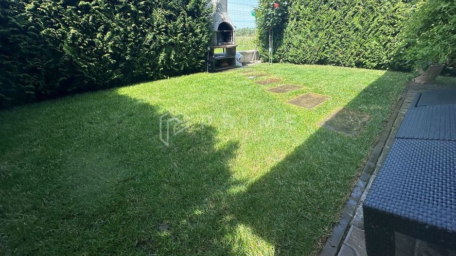 Casă modernă de închiriat 110mp, în Sângeorgiu de Mureș - Poză 3