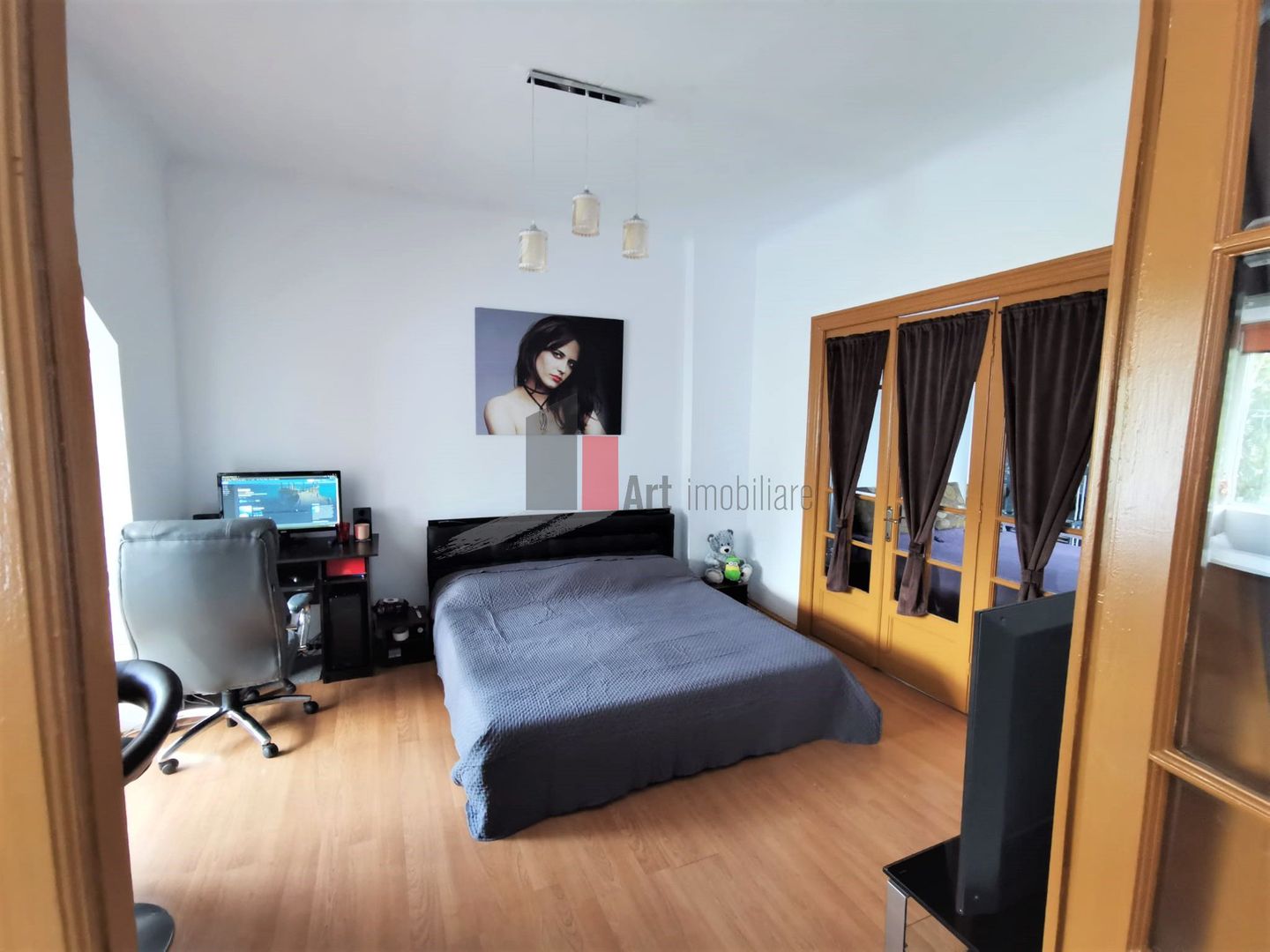 Apartament 3 camere in vila, curte comuna - Calea Mosilor - Poză 2