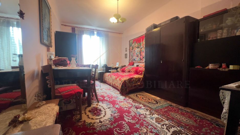 Apartament 3Camere de Vânzare – Zona Qvartal, Onești - Poză 1