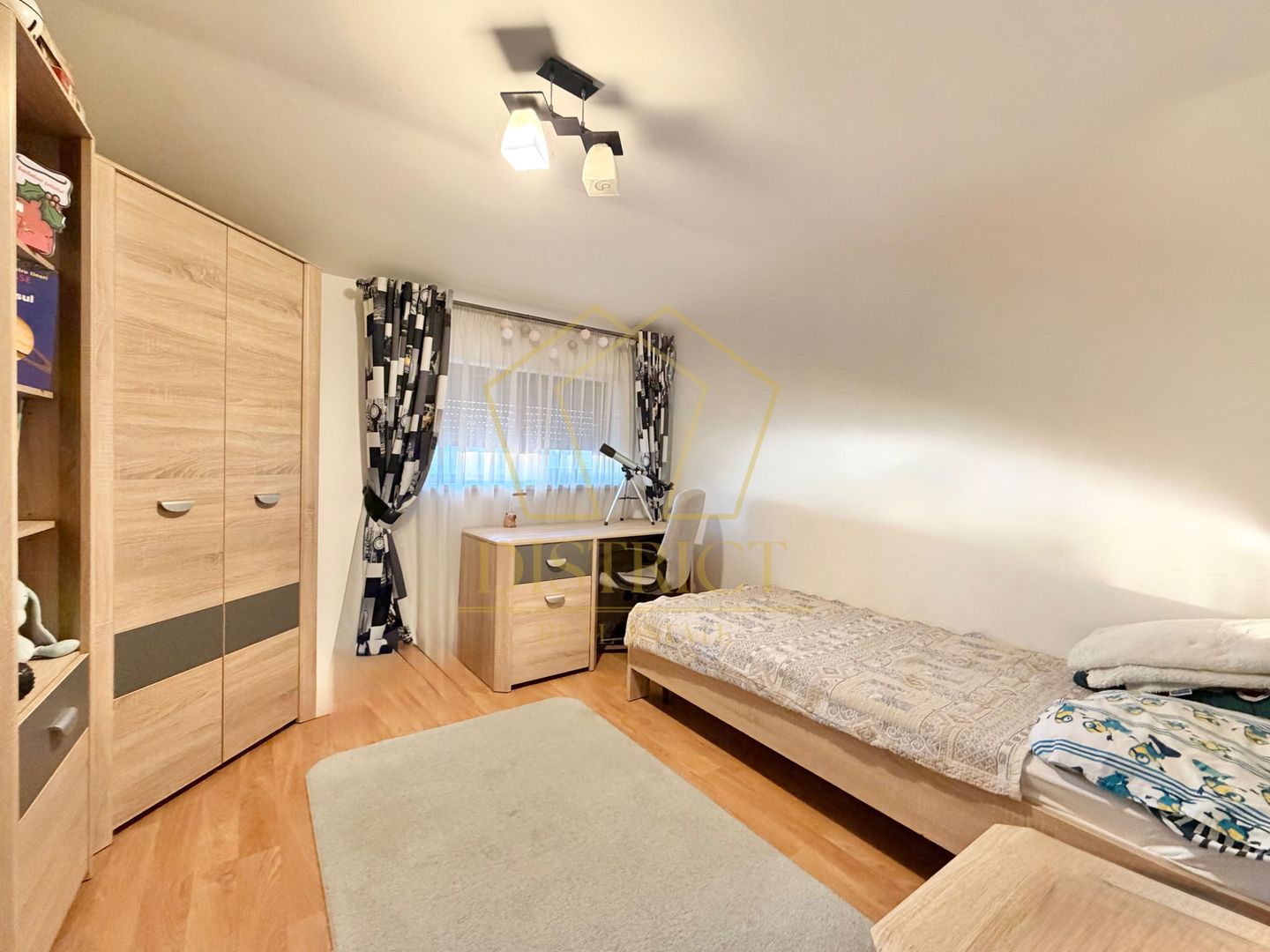 Duplex cu 4 camere si 2 bai complet mobilat si utilat in Giroc langa Zone 2. - Poză 18